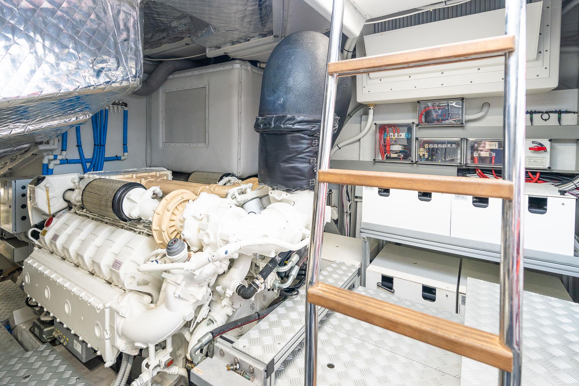 2019 RIVA 66' RIBELLE 